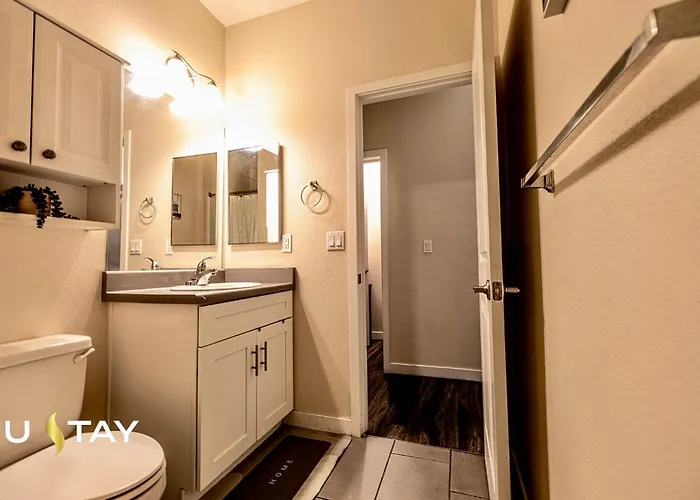 No Fees! Downtown Studio-style Layout, Night Security