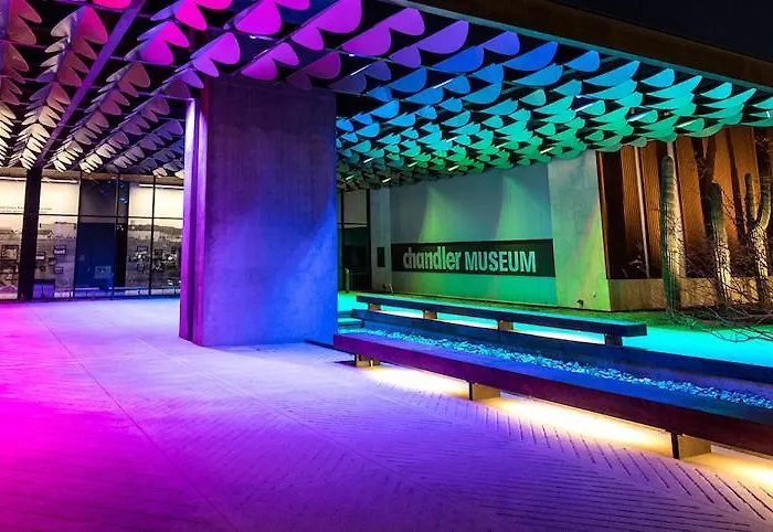 Privatunterkunft No Fees! Downtown Studio-style Layout, Night Security Mesa